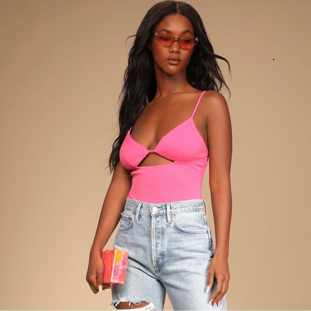 Brand new with tags. Lulu pink bodysuit